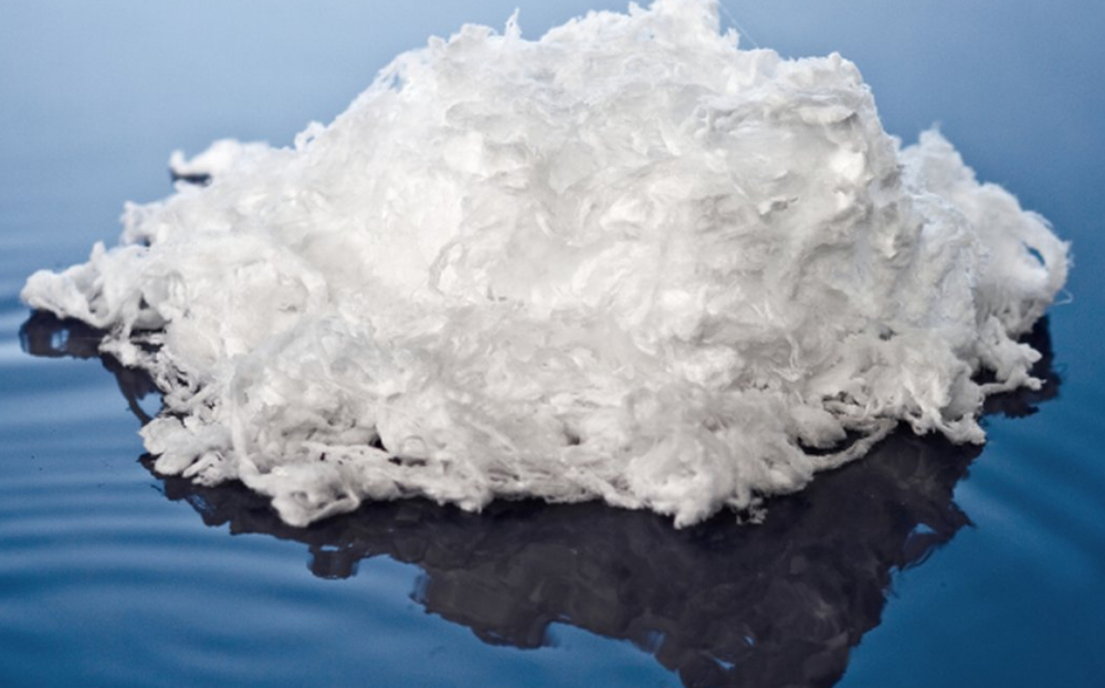 Поглощающая нефть вата – эко-изобретение по ошибке - Федеральное ...